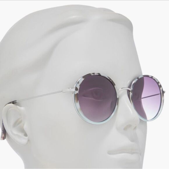 Vince Camuto Sunglasses - Picture 1 of 5